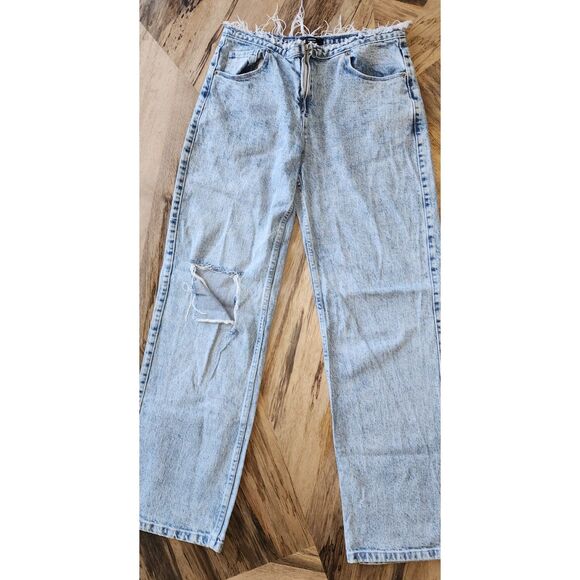 Social Tourist Low Rise Ripped Acid Washed Jeans Sz W26 - Picture 8 of 11